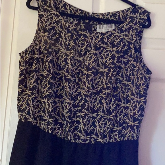 Dress - Picture 2 of 5